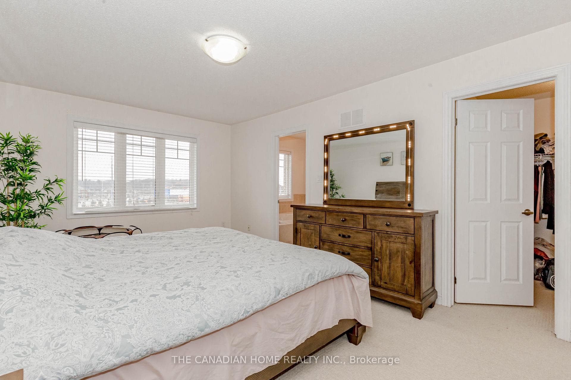 200 Sky Harbour Drive photo 33