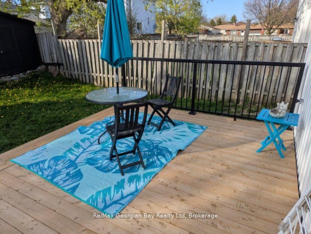 334 Rose Crescent photo 49