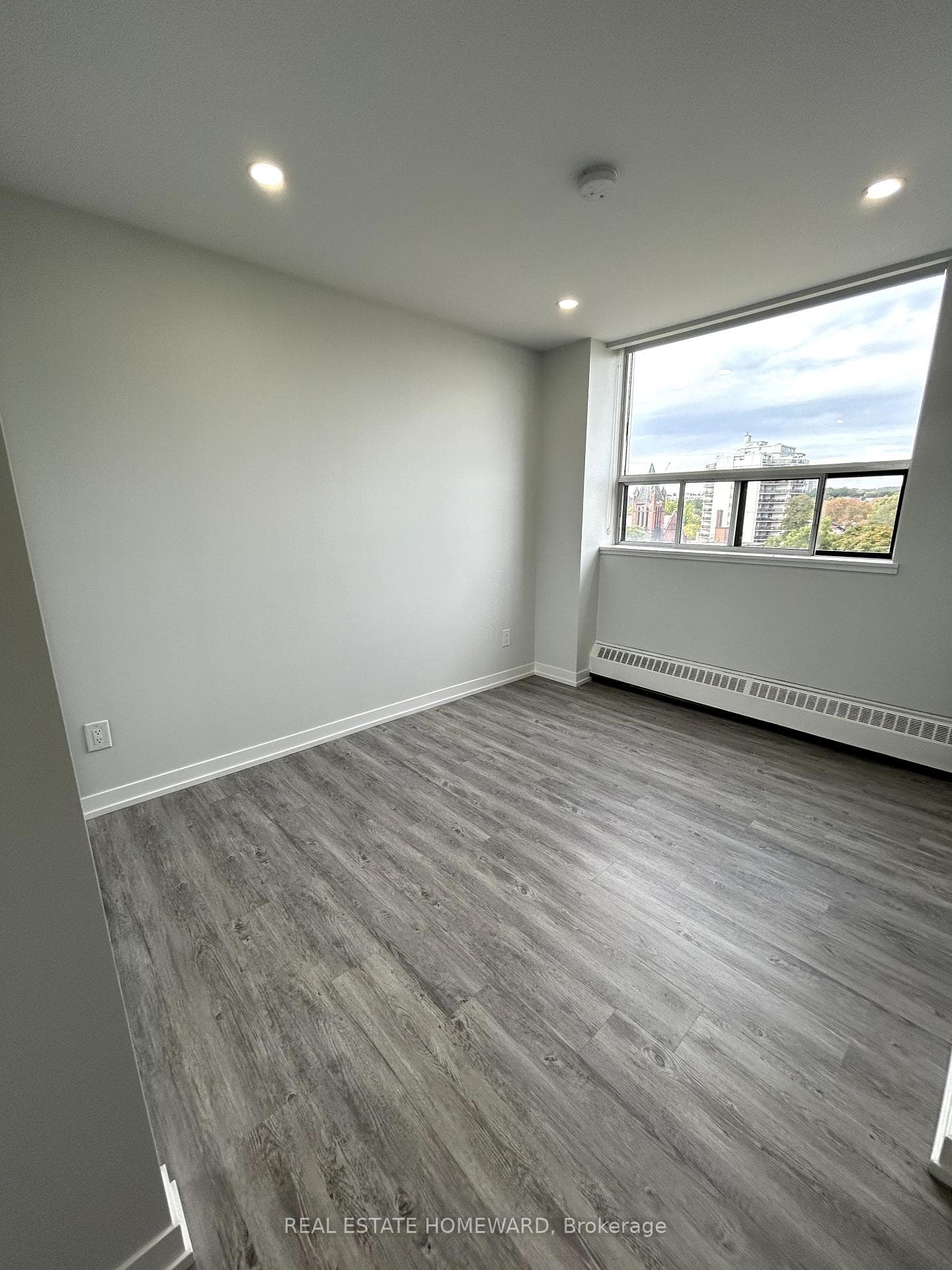15 Walmer Road Unit 508 photo 9