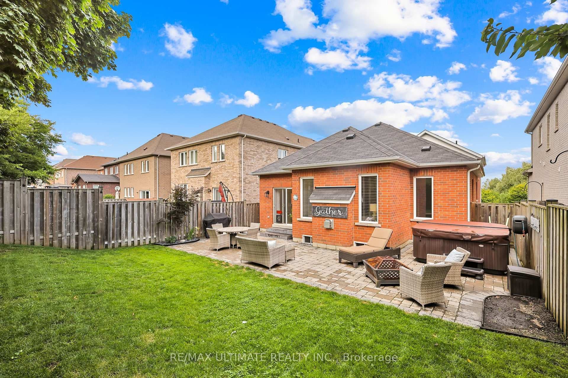 31 Bradford Court photo 28