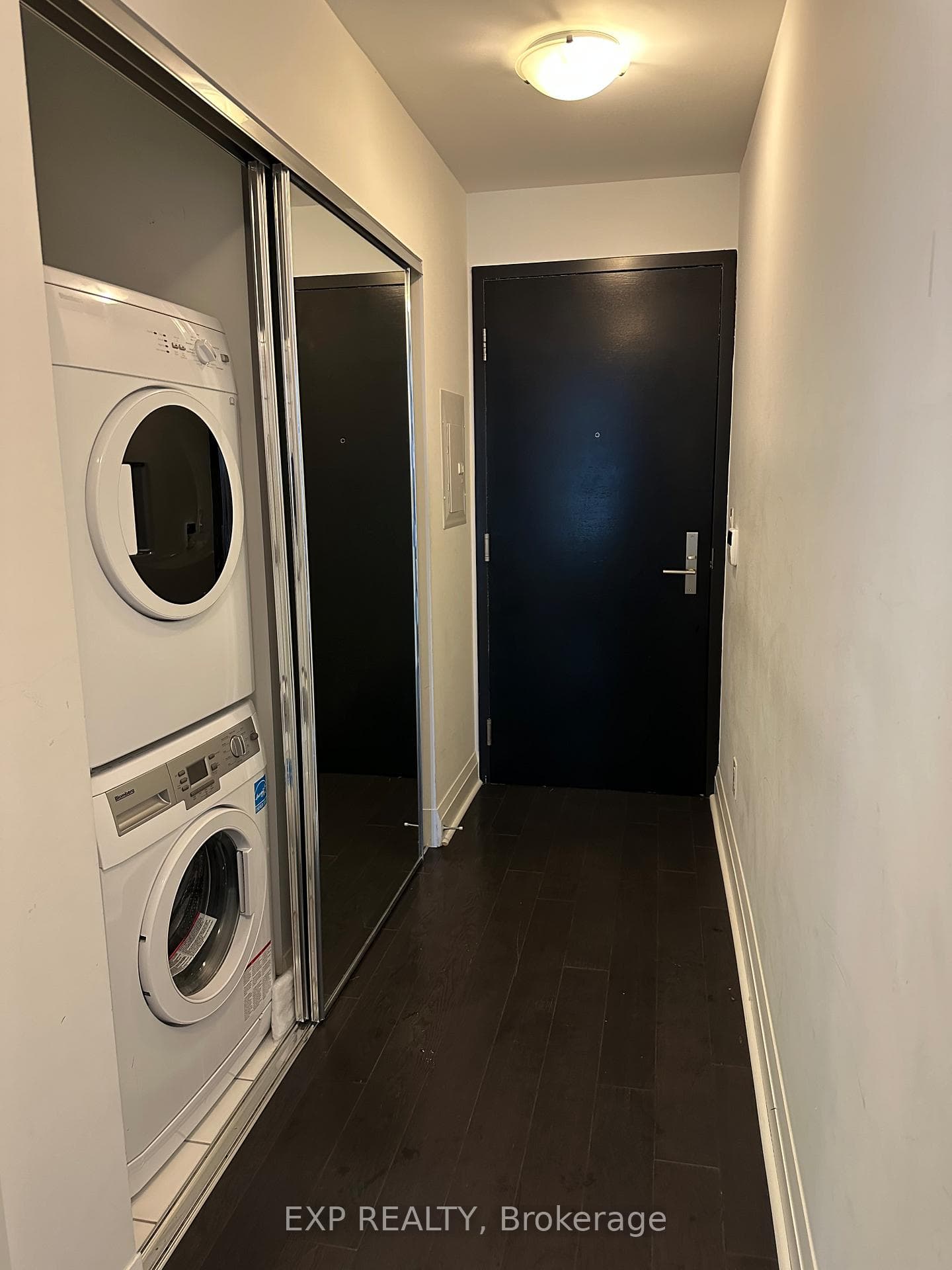 1080 Bay Street Unit 2107 photo 5