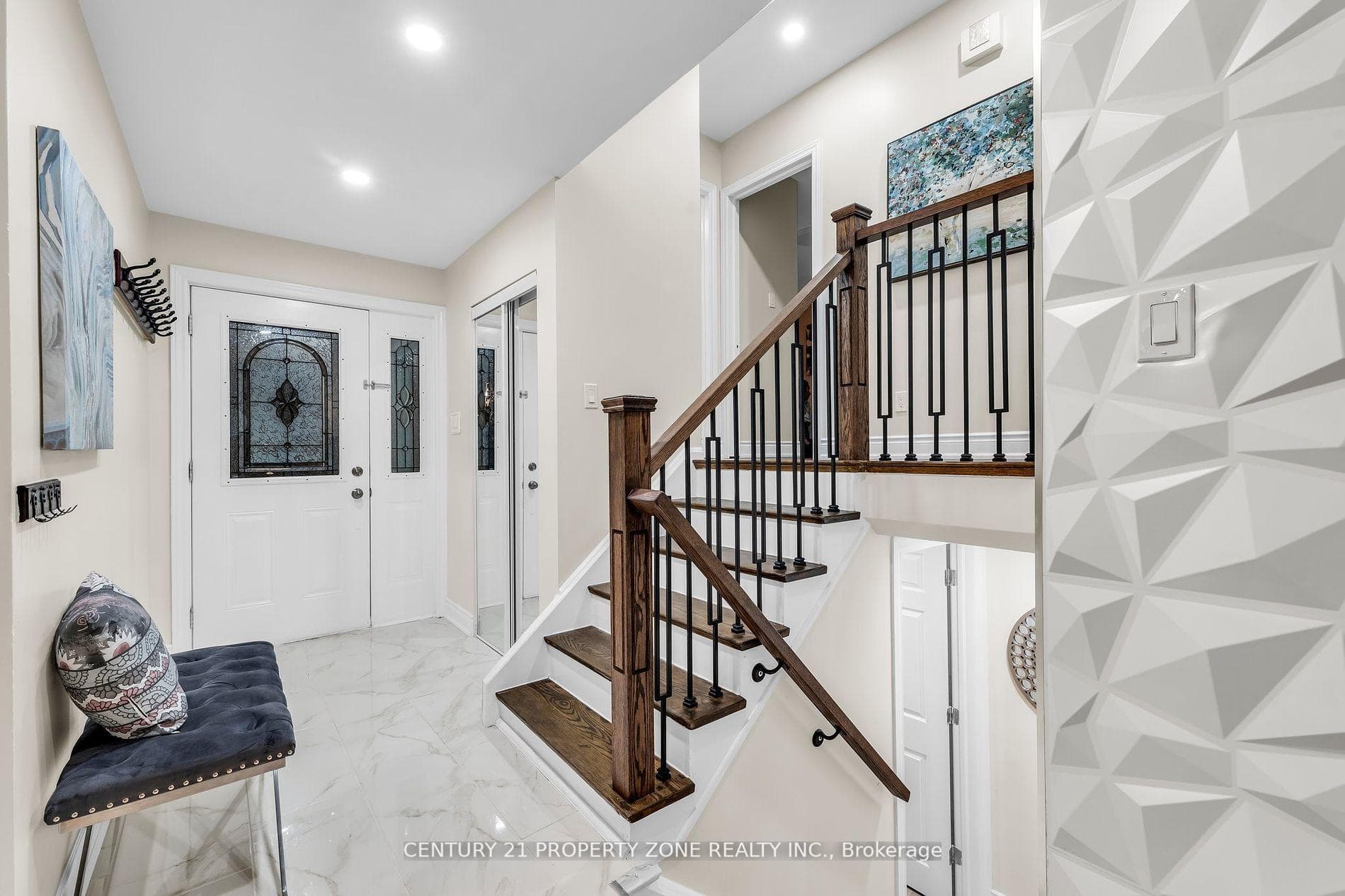 33 Flowertown Avenue photo 6