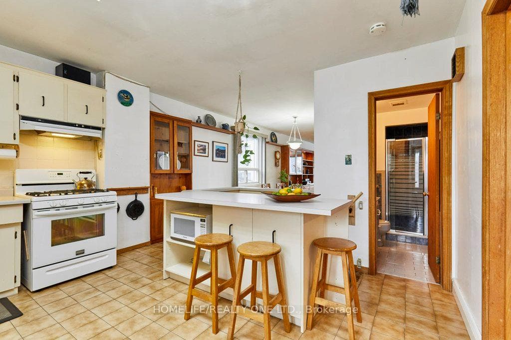 262 Glebemount Avenue photo 15