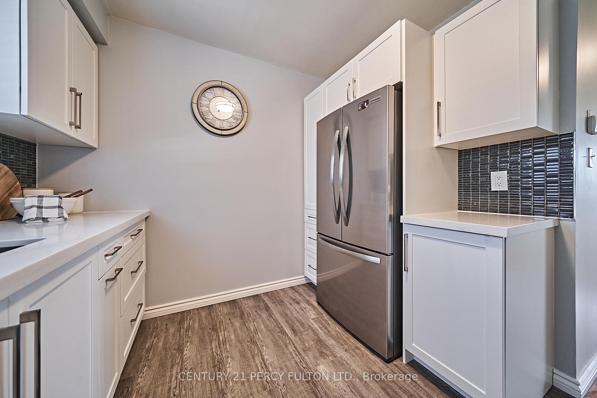 852 Copperfield Drive photo 20