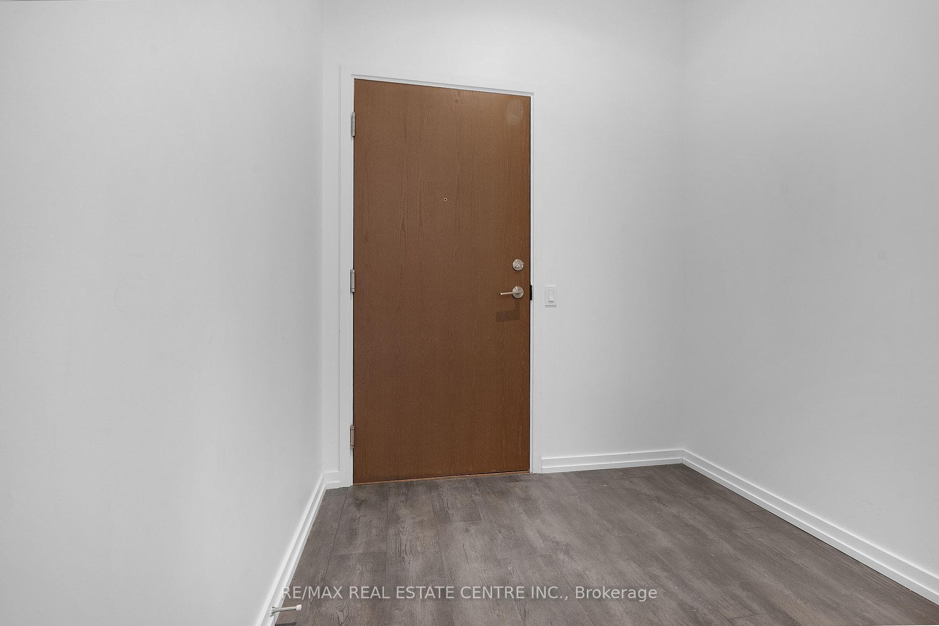 1000 Portage Parkway Unit 310 photo 11