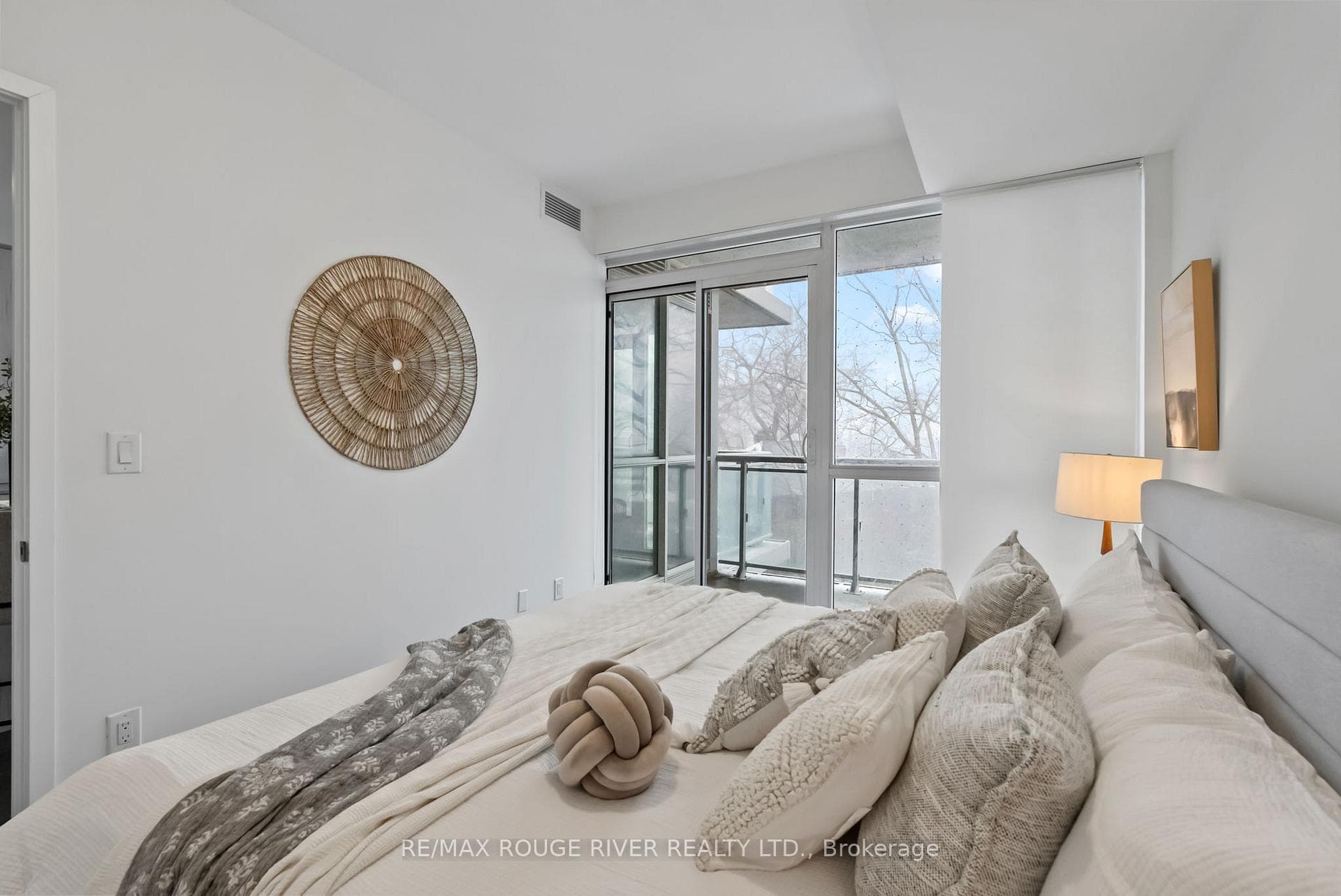 1350 Kingston Road Unit 206 photo 21