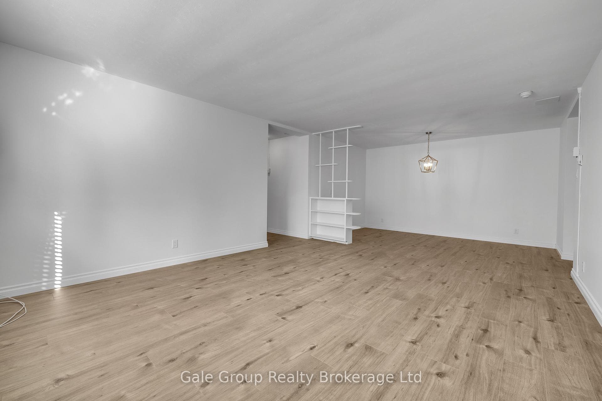 Living & Dinning Area