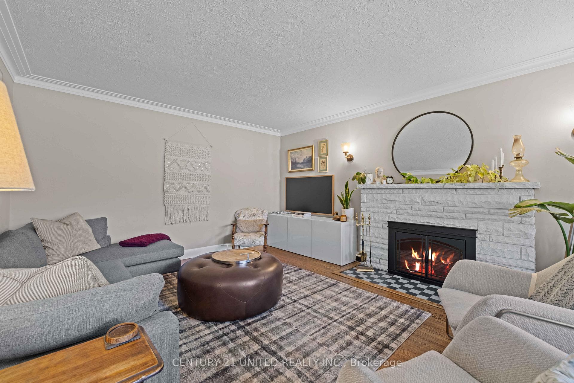 1382 Gordon Avenue photo 15