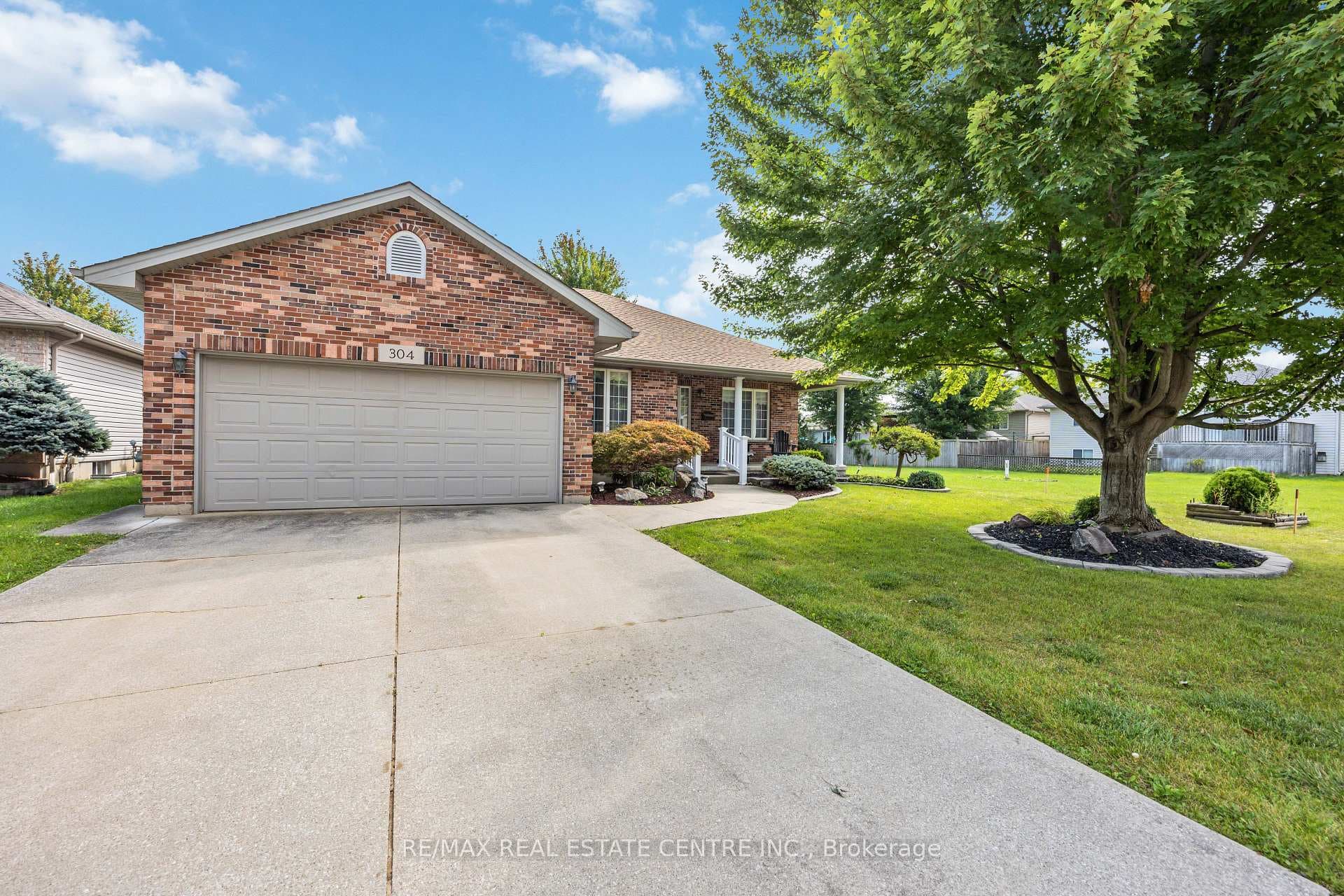 304 Parkside Drive photo 6