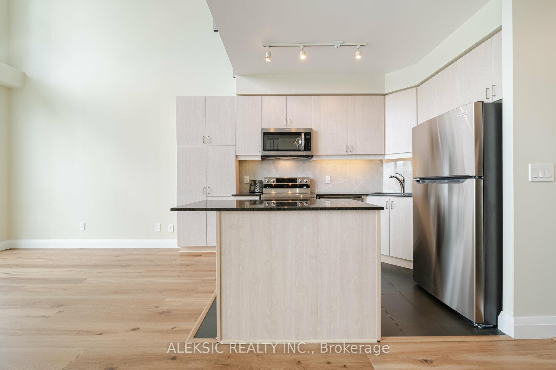 223 Webb Drive Unit 2514 photo 7