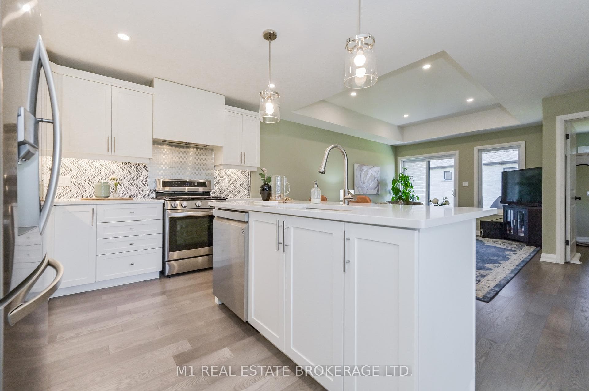 360 Durham Street photo 11