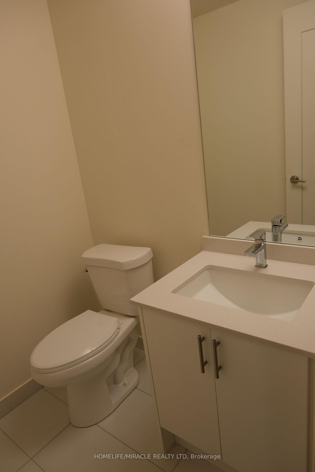 8960 Jane Street Unit 1416 photo 10