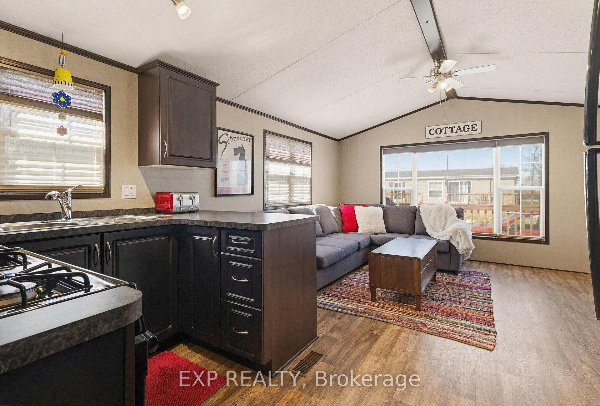 1501 Line 8 Road Unit 503 photo 5