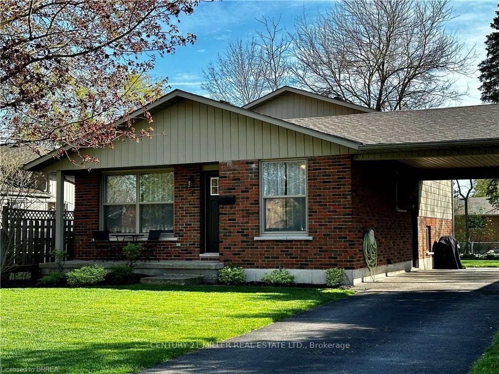 7 Alba Avenue photo 2