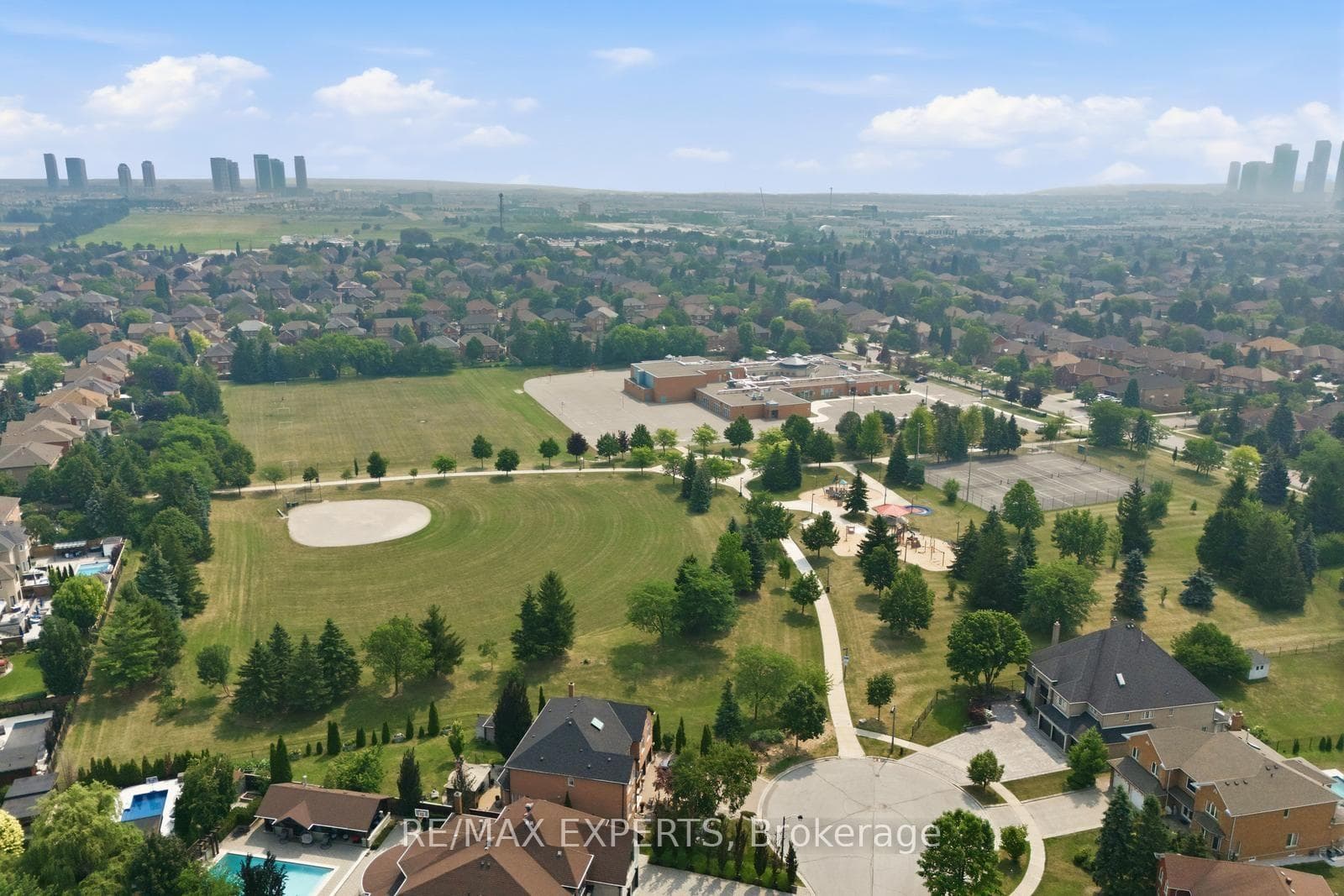 215 Velmar Drive photo 46