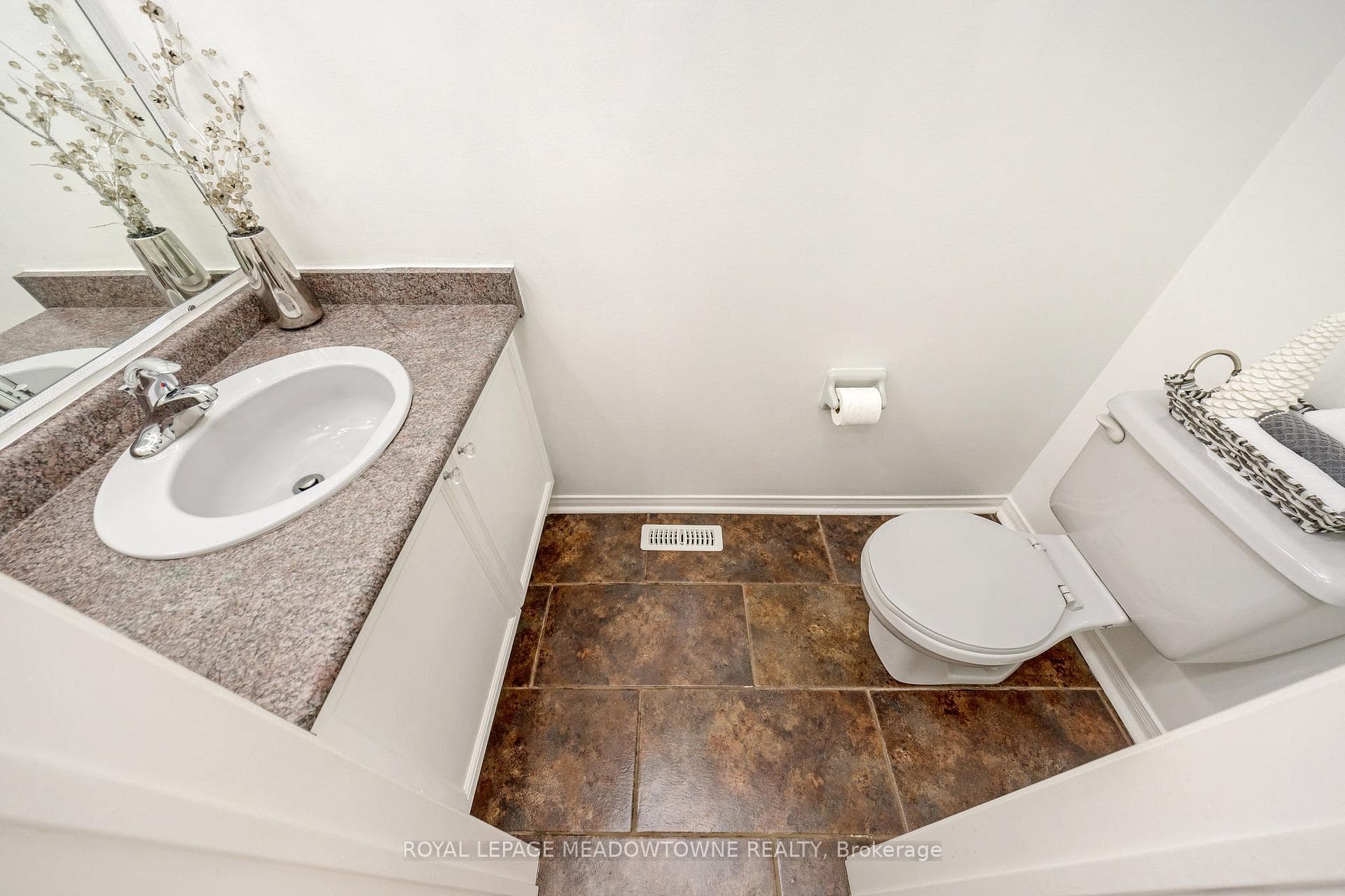 23 Emslie Street photo 18