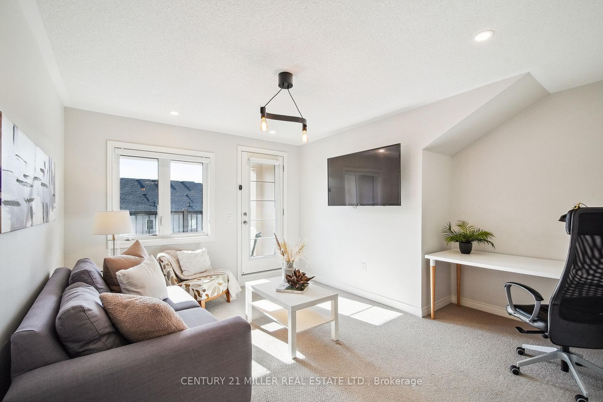 347 Raymond Road photo 21