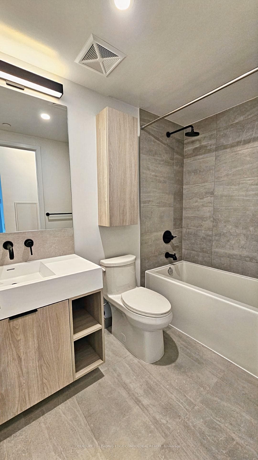 108 Peter Street Unit 2801 photo 7