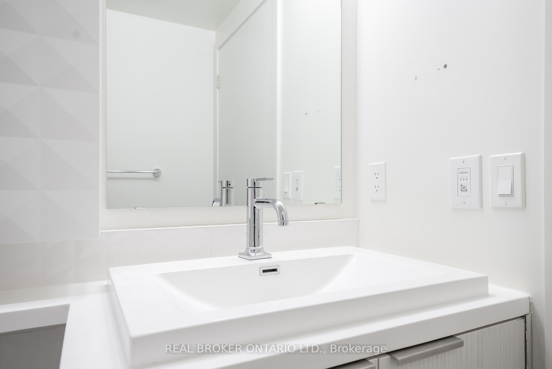 2 Sonic Way Unit 2211 photo 13