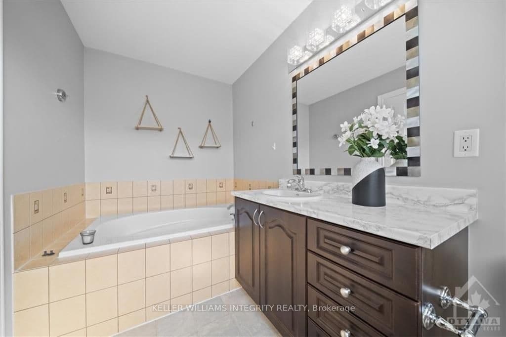 178 TACOM Circle photo 16