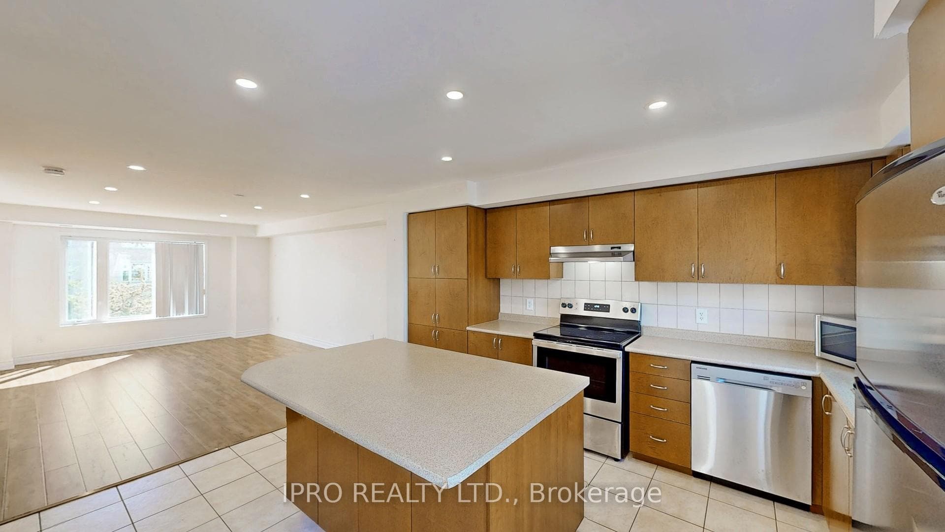 3050 Erin Centre Boulevard Unit 140 photo 12
