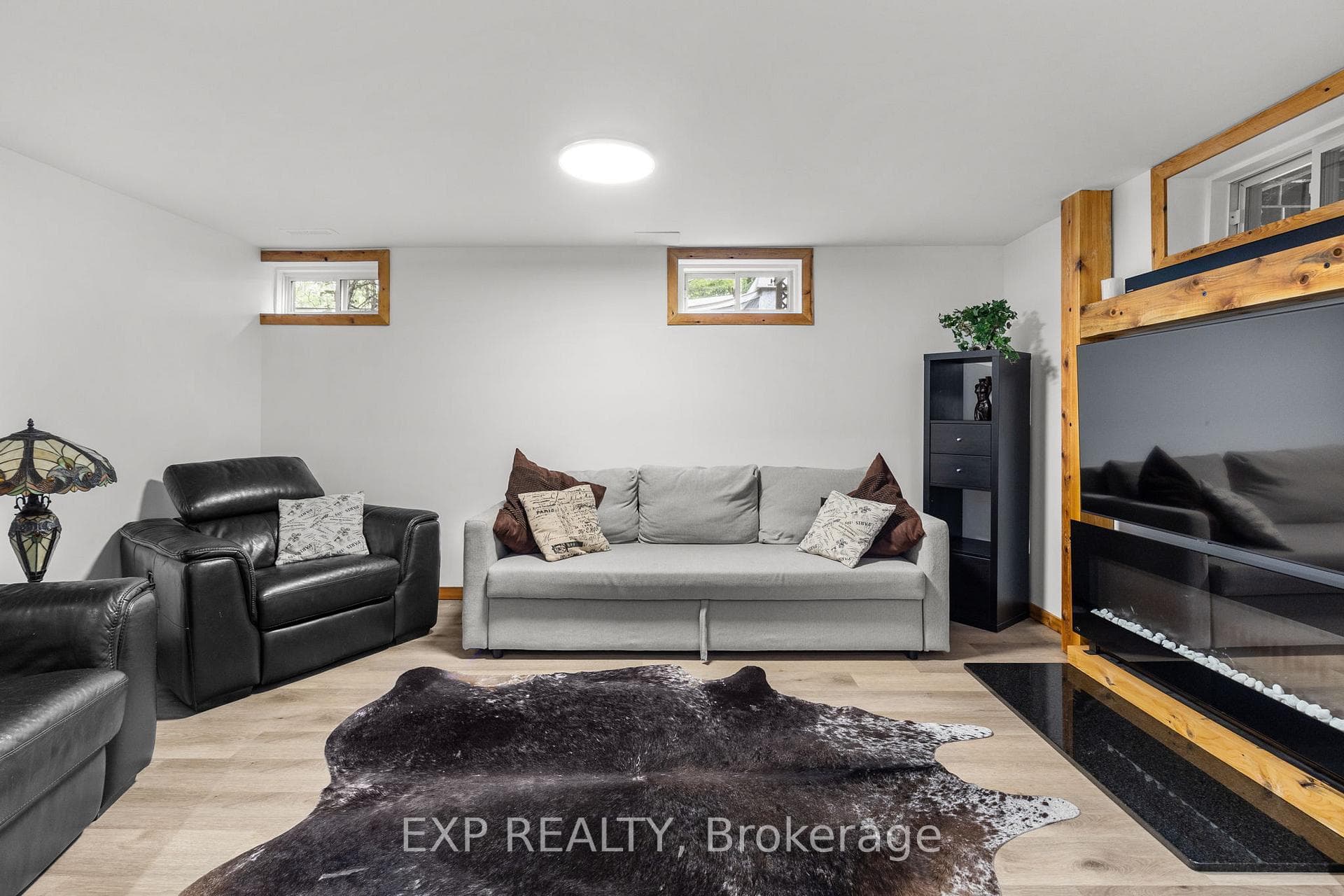682 Roberts Road photo 23