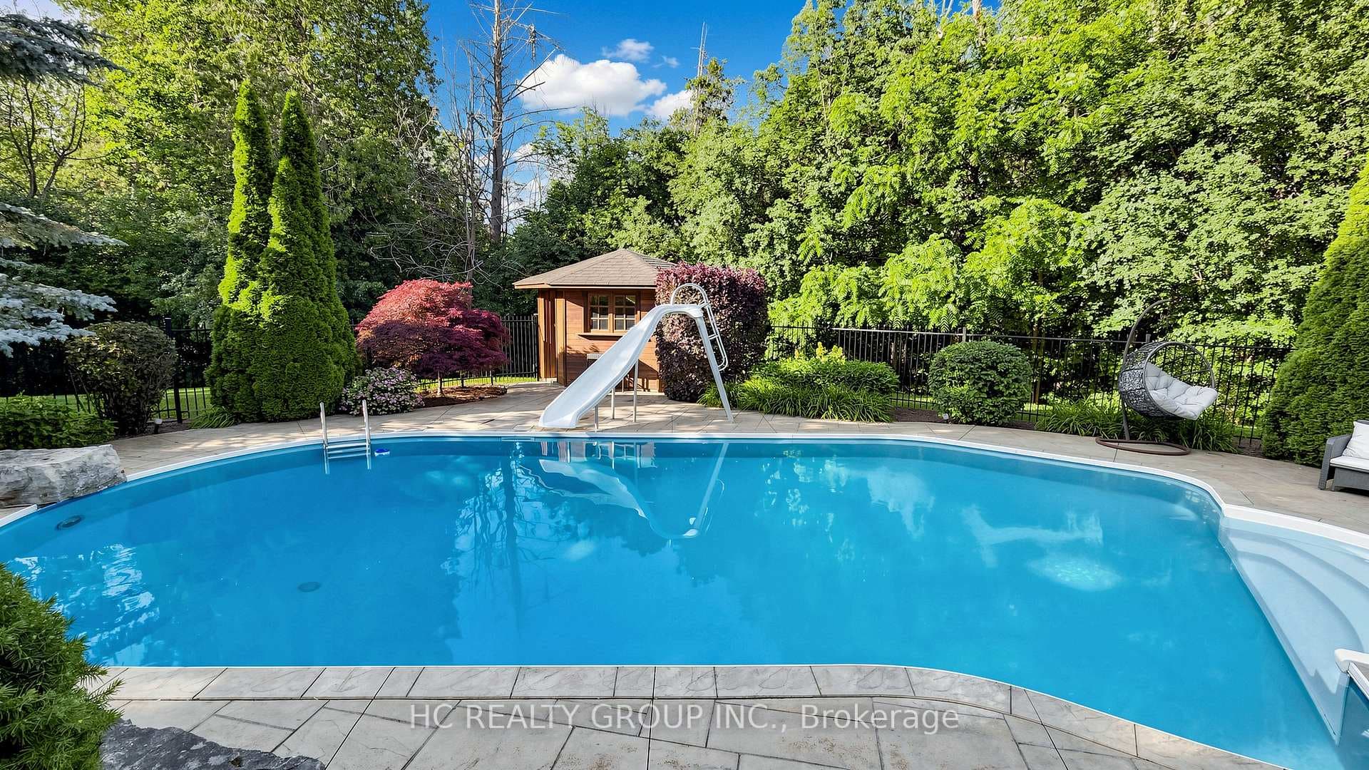 61 SHERRICK Drive photo 44