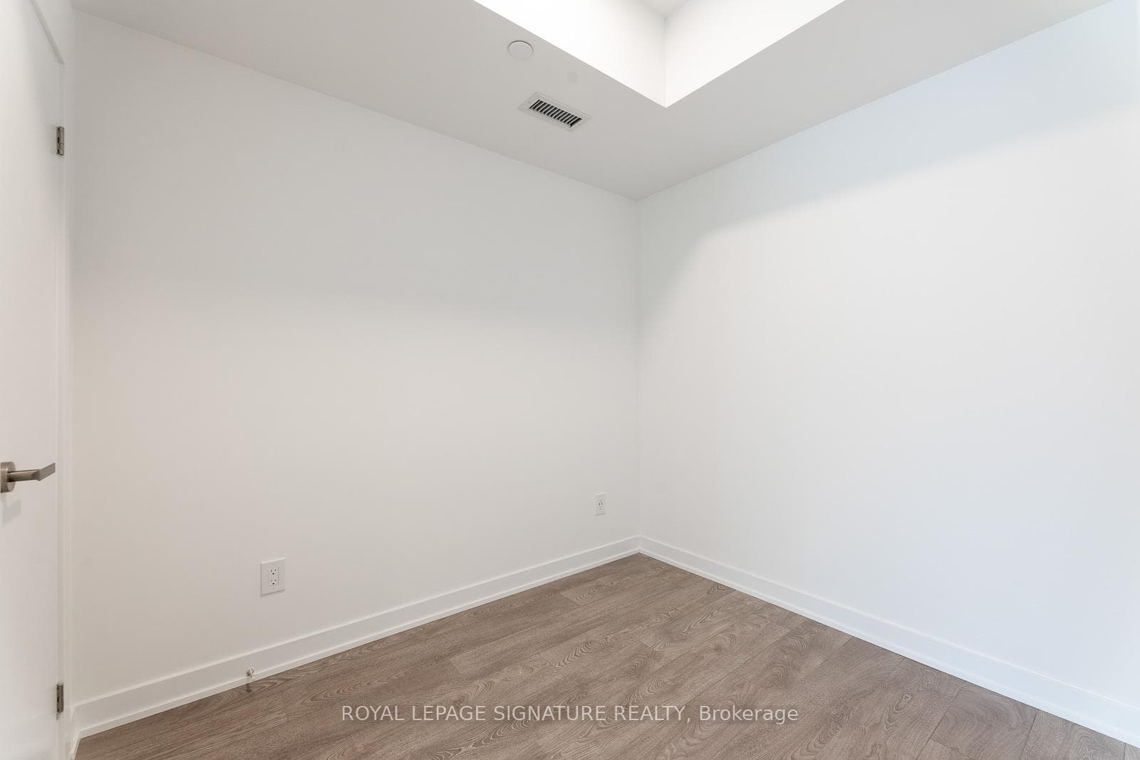 28 Ann Street Unit 215 photo 5
