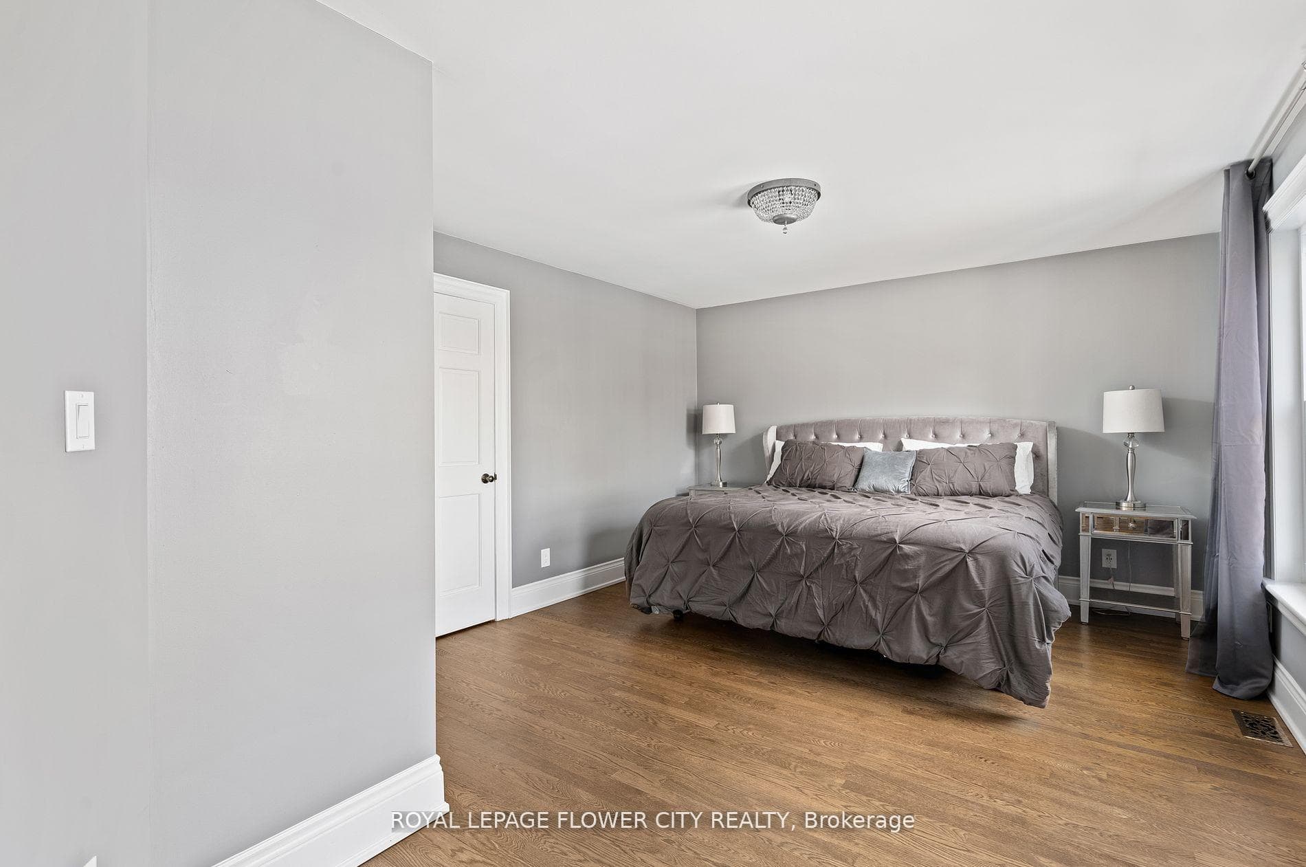 10187 Lakeshore Road photo 32