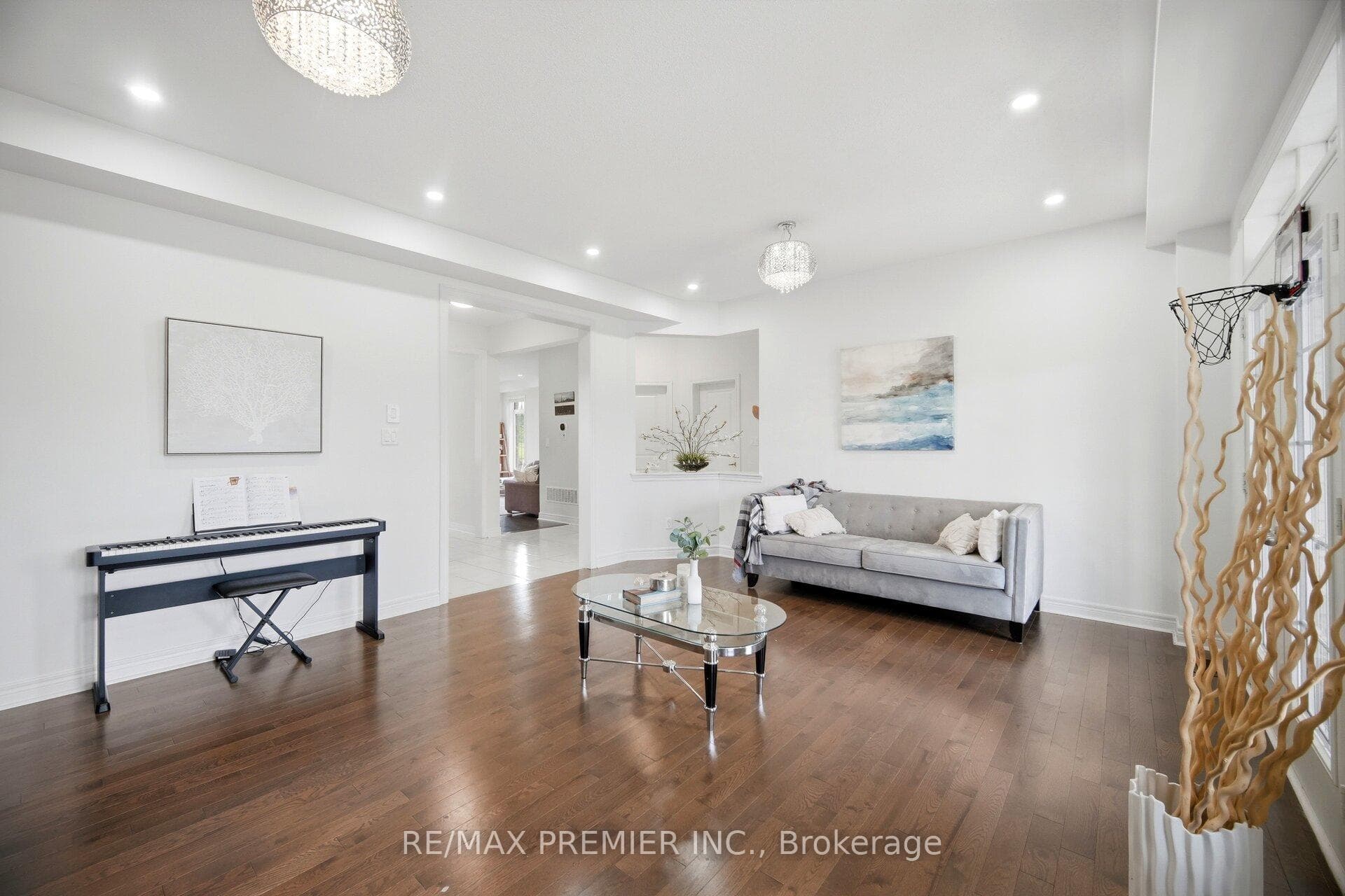 100 Inverness Way photo 5