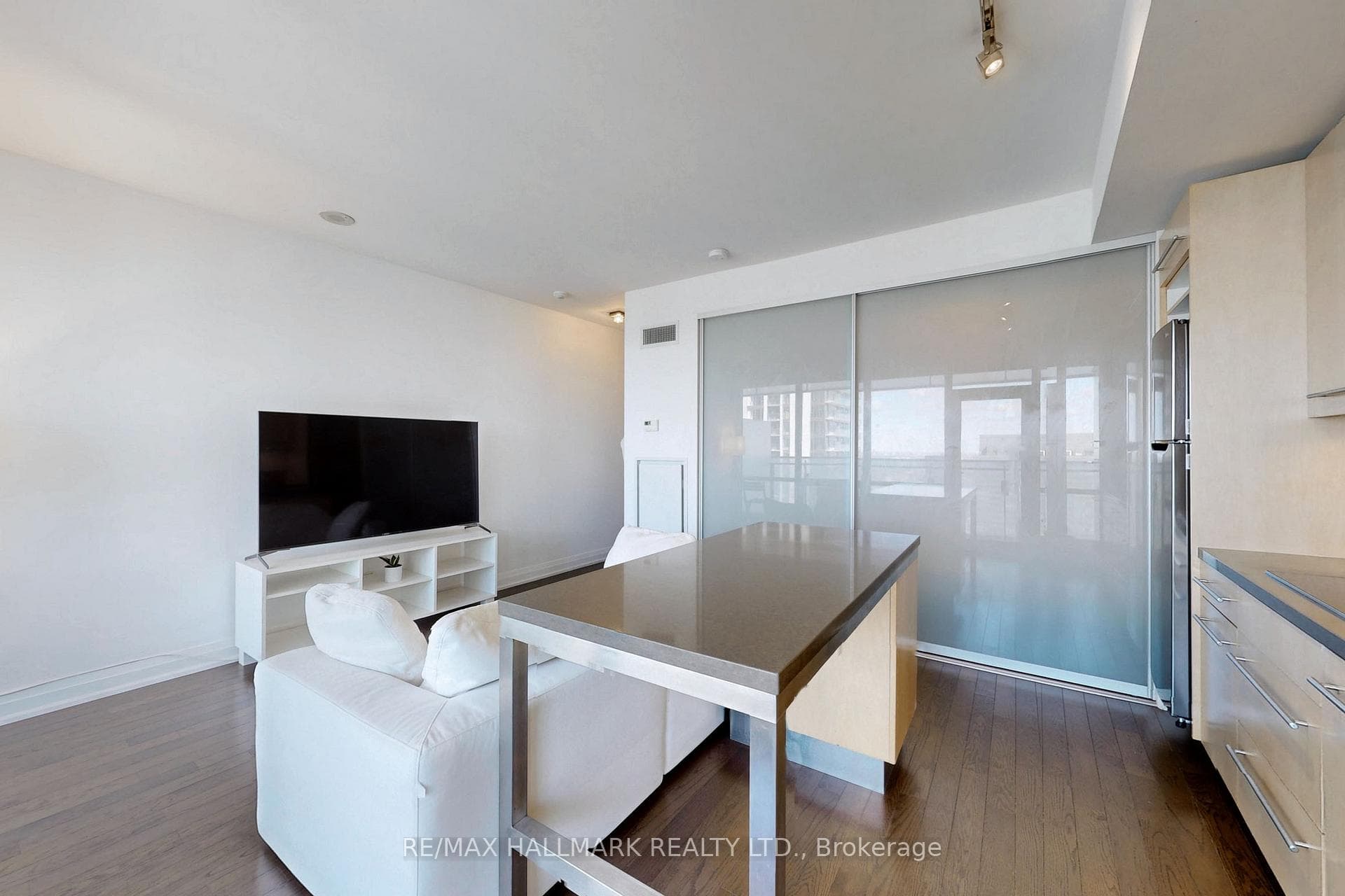 80 John Street Unit 3804 photo 14