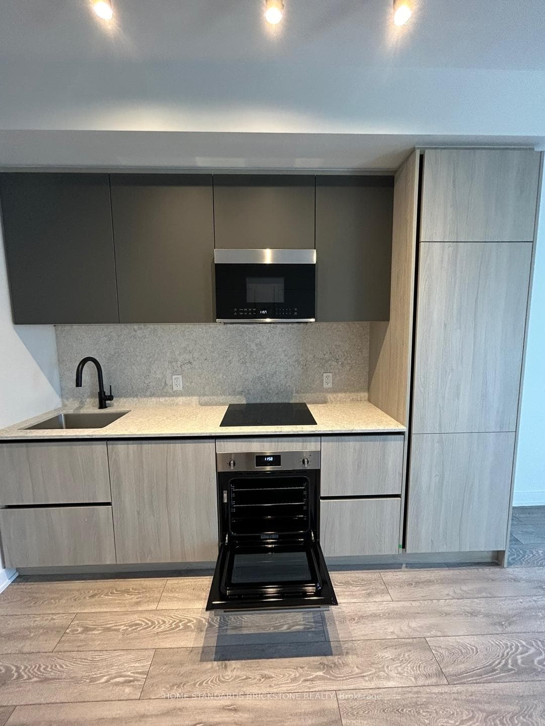 108 Peter Street Unit 3605 photo 16