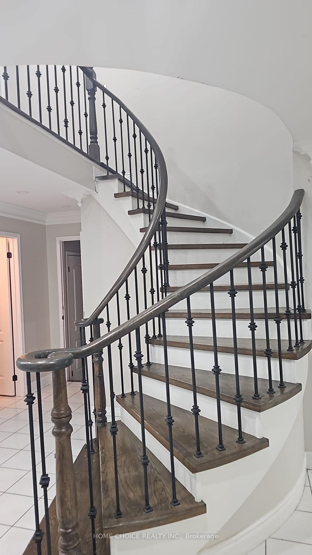 45 Livingston Drive photo 6