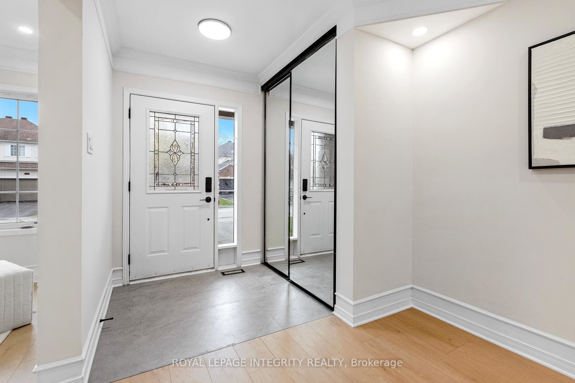 1031 Unicorn Avenue photo 4