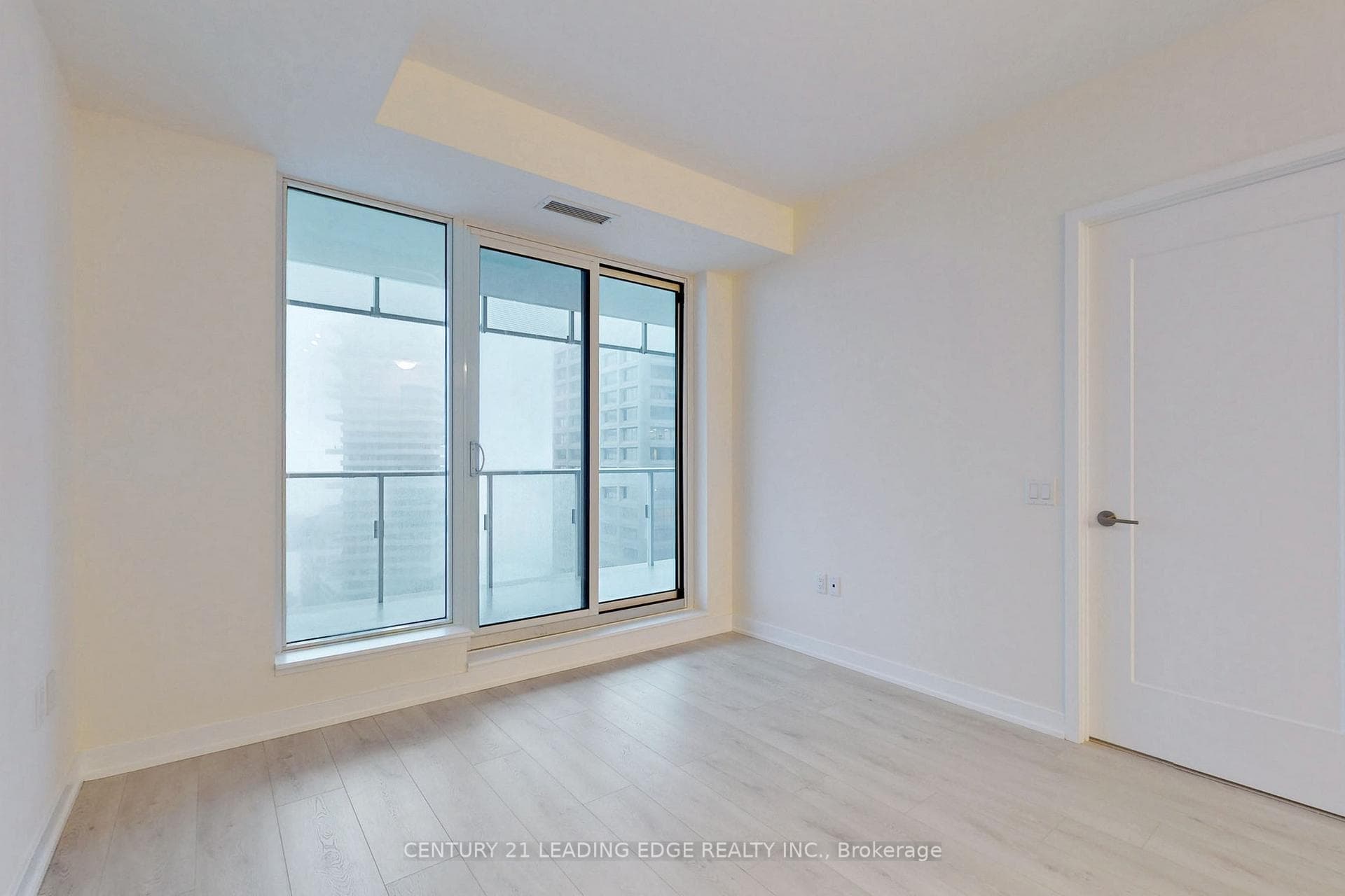 28 Freeland Street Unit 2210 photo 5