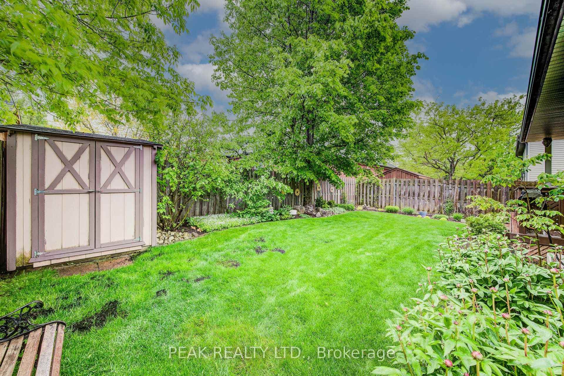 415 Lake Louise Boulevard photo 48