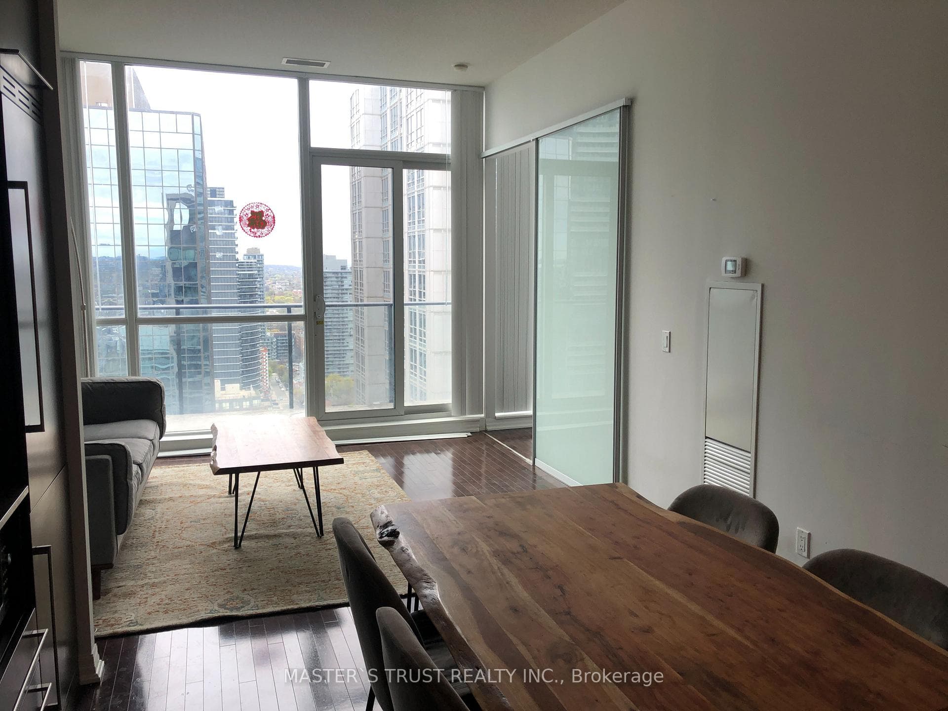 770 Bay Street Unit Ph103 photo 2