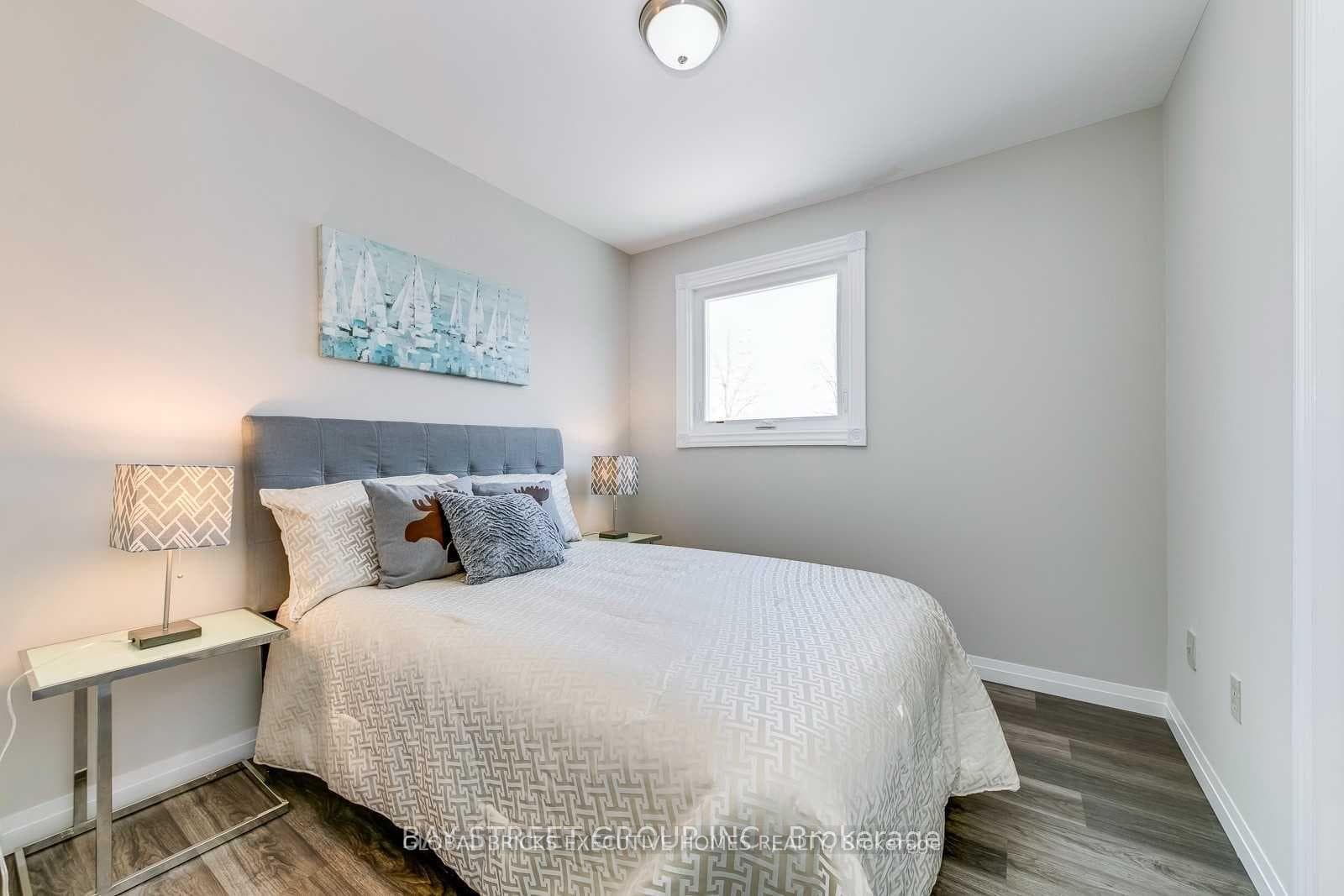 5045 Rundle Court Unit Upper photo 20
