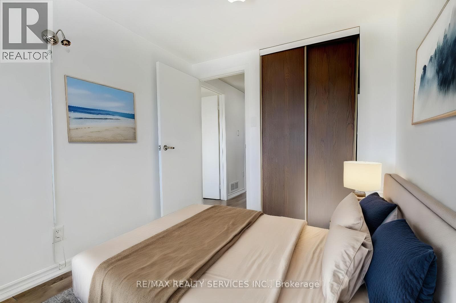22 Geneva Court photo 30