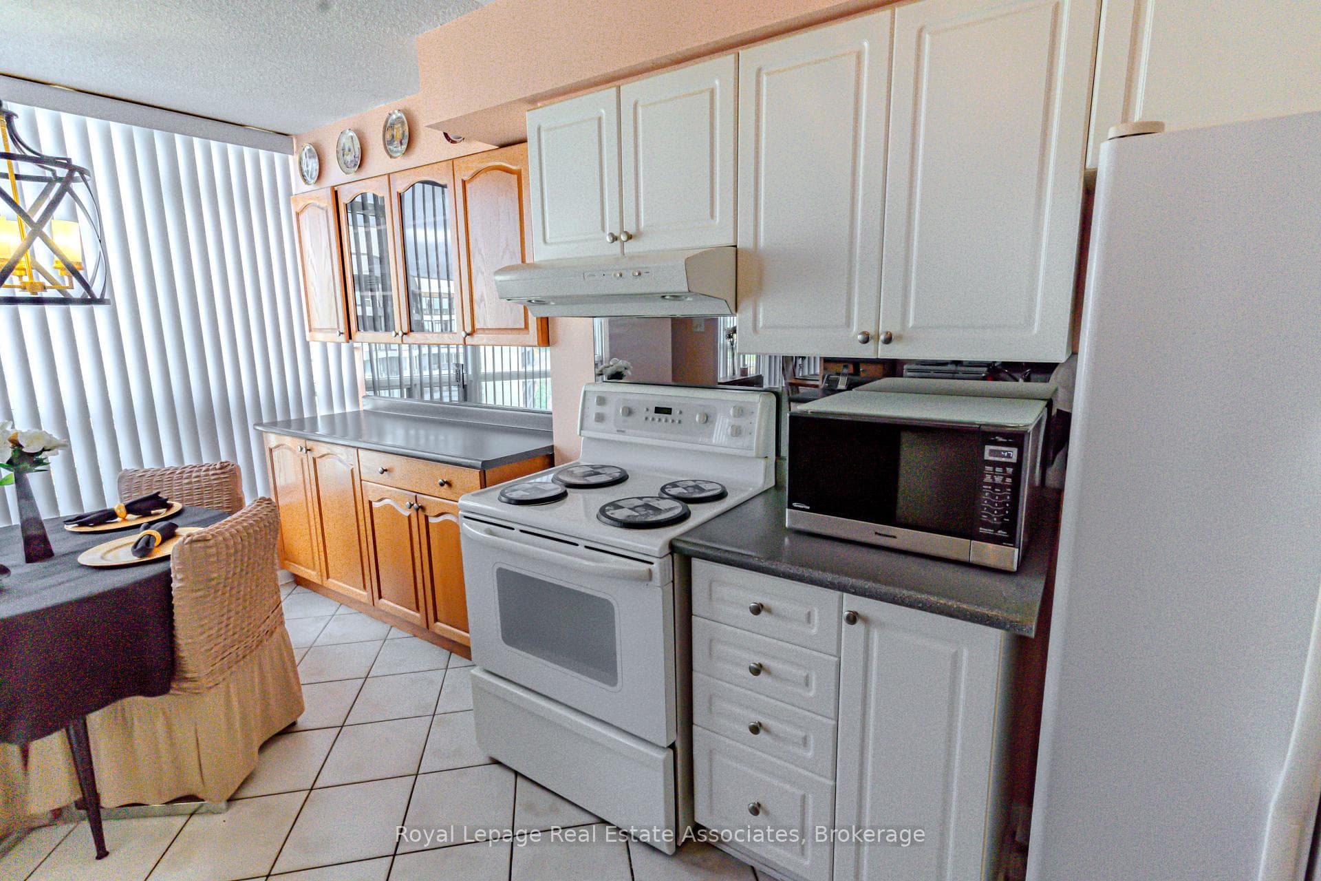 12 Laurelcrest Street Unit 1112 photo 8