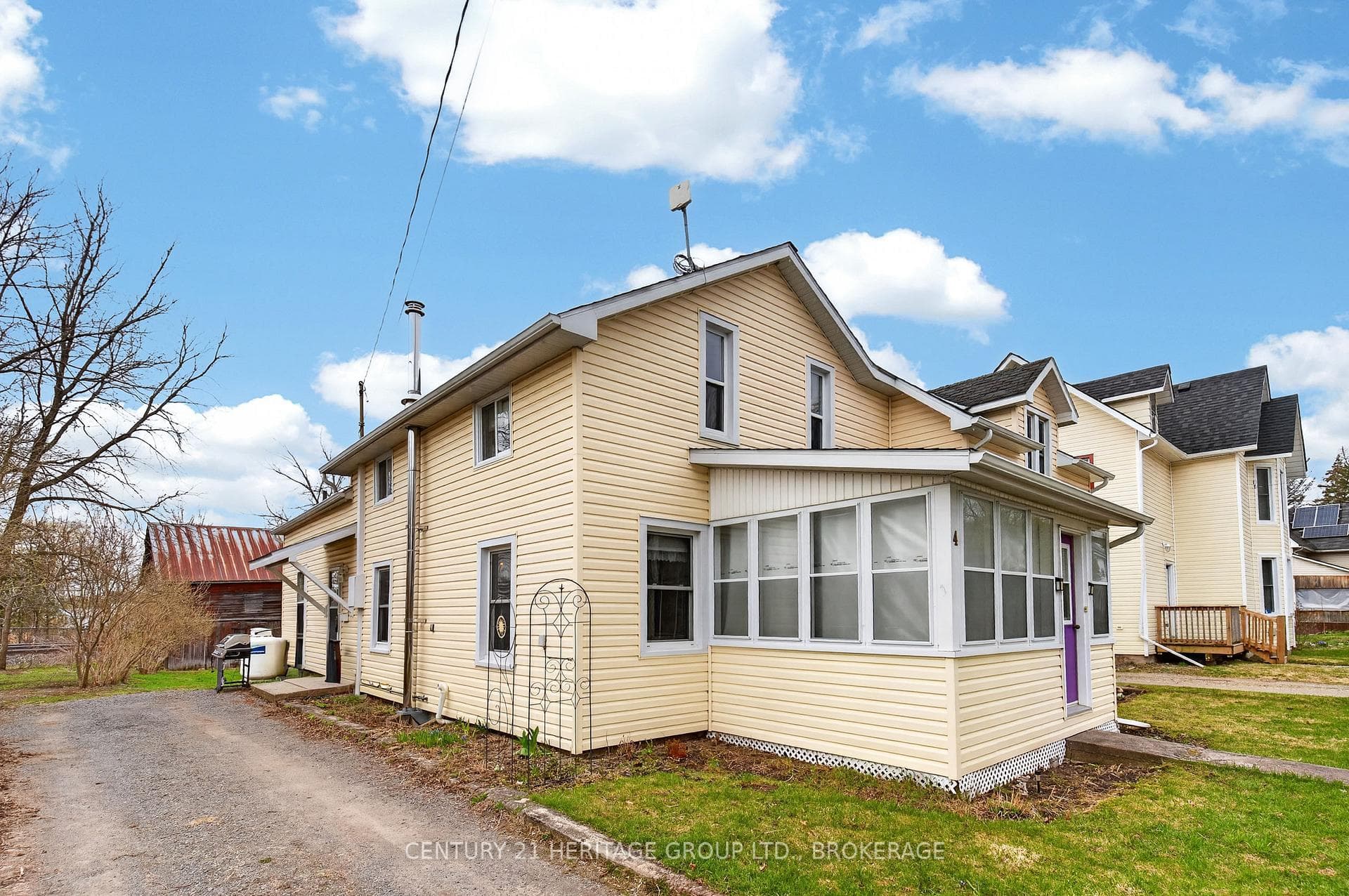 4 Gilbert Street photo 6