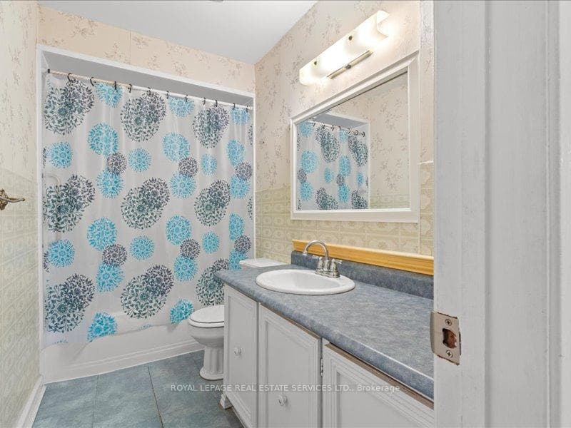 72 Glenvale Boulevard photo 7