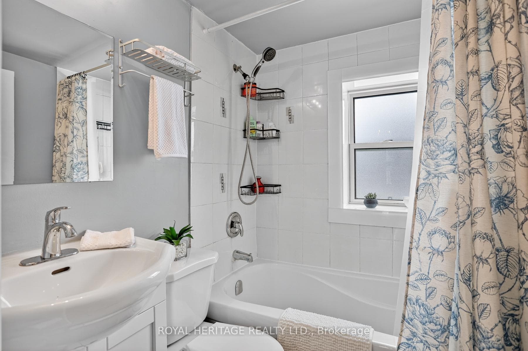 485 Albert Street photo 28