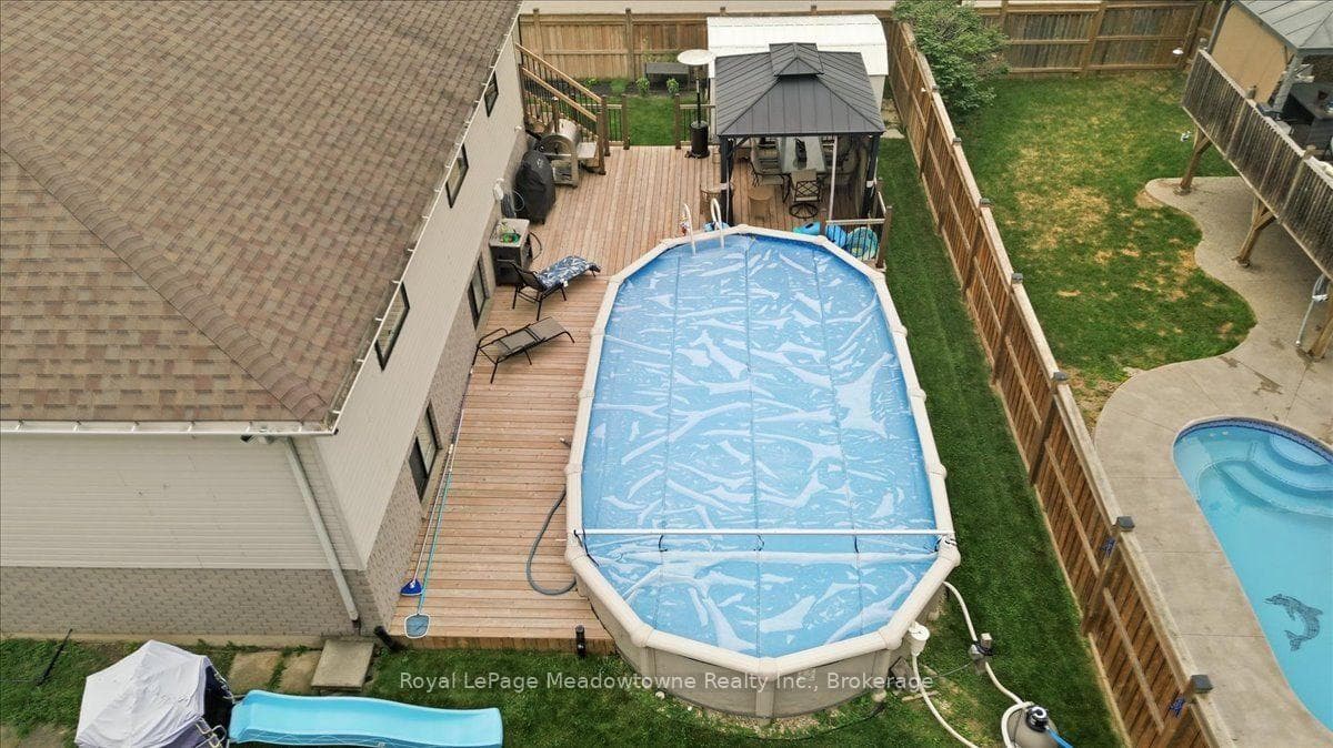15 Sharpe Street photo 38