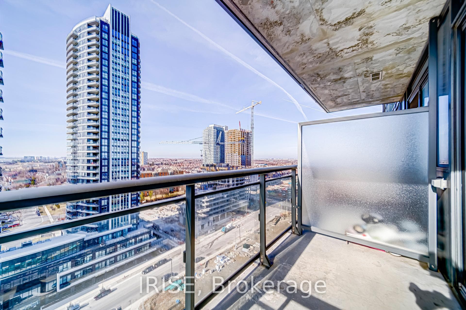 5025 Four Springs Avenue Unit 1610 photo 20