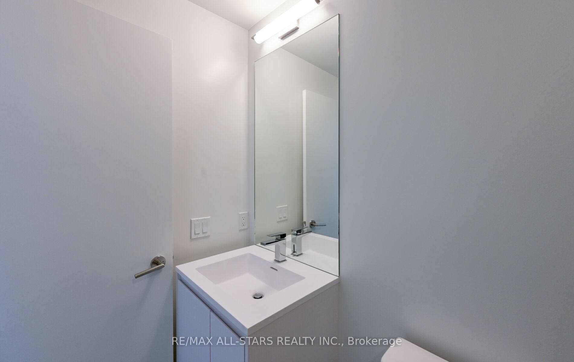 1 Quarrington Lane Unit 2309 photo 24