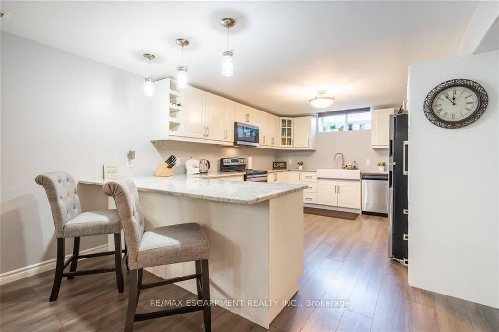 24 Sundance Crescent photo 27