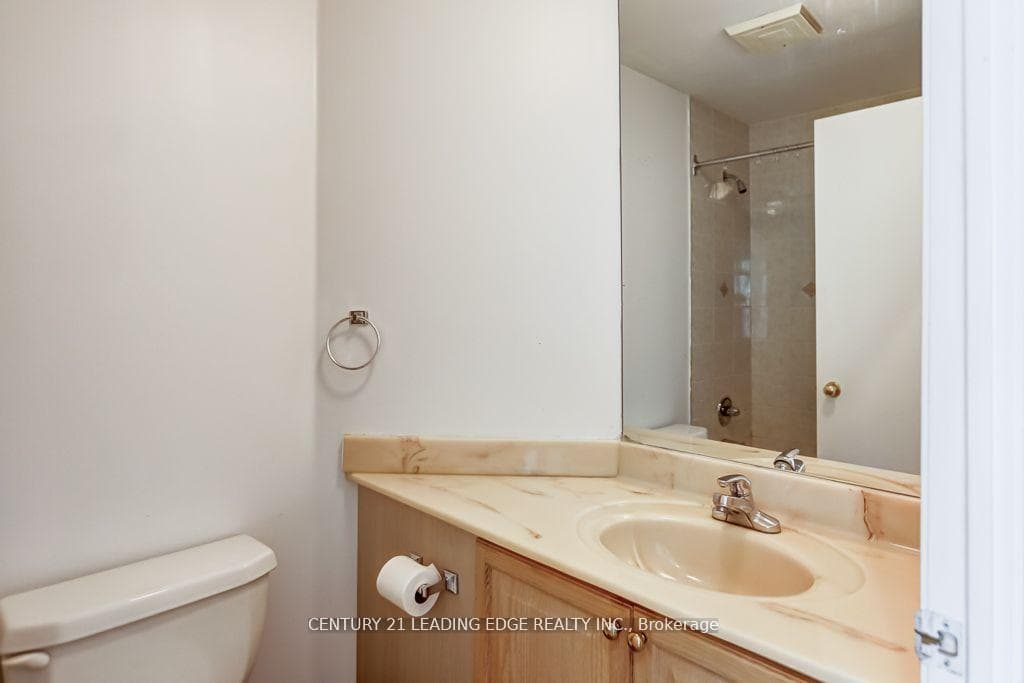 7 King Street Unit 802 photo 16