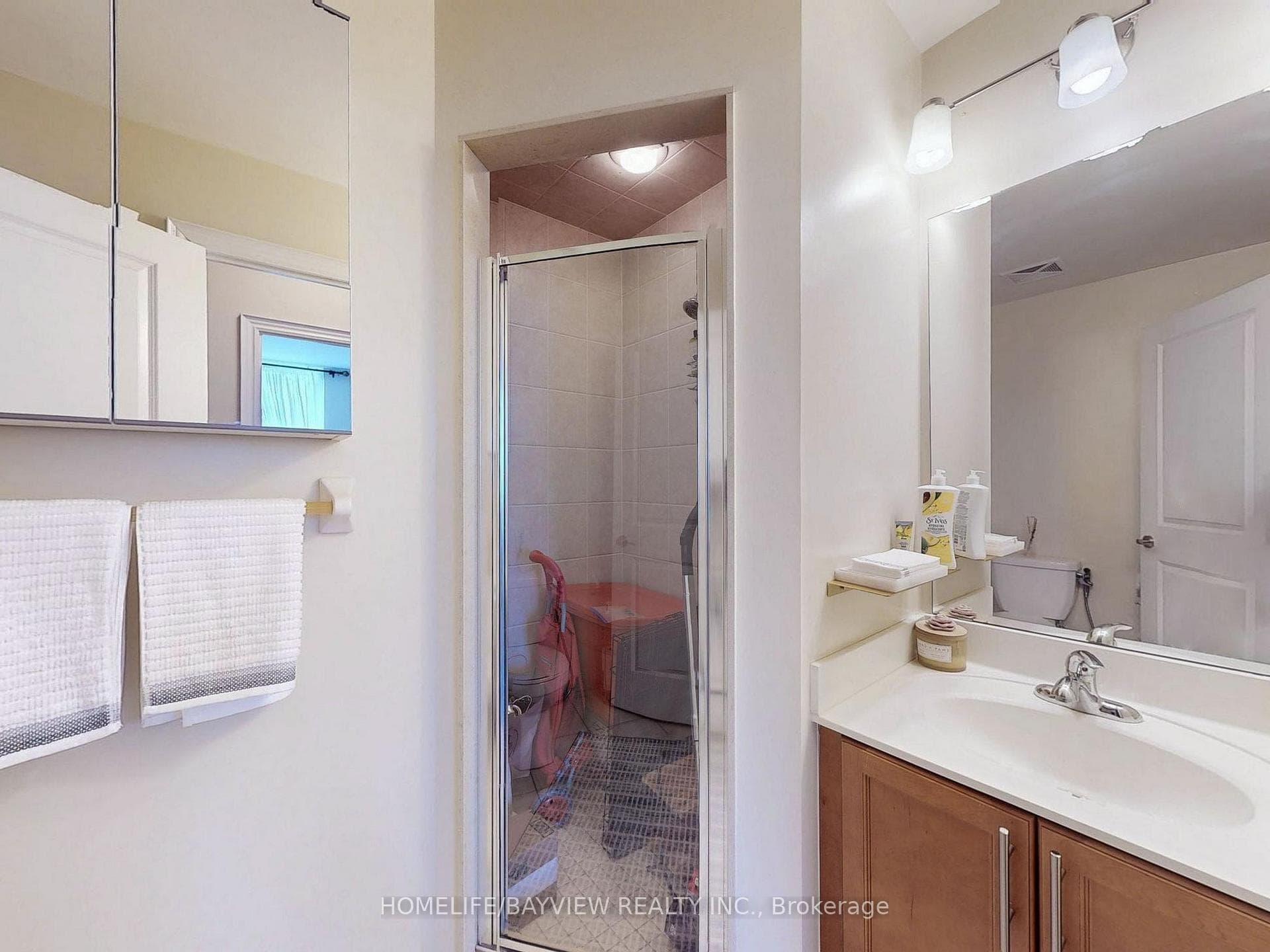 18 Harding Boulevard Unit Ph203 photo 31