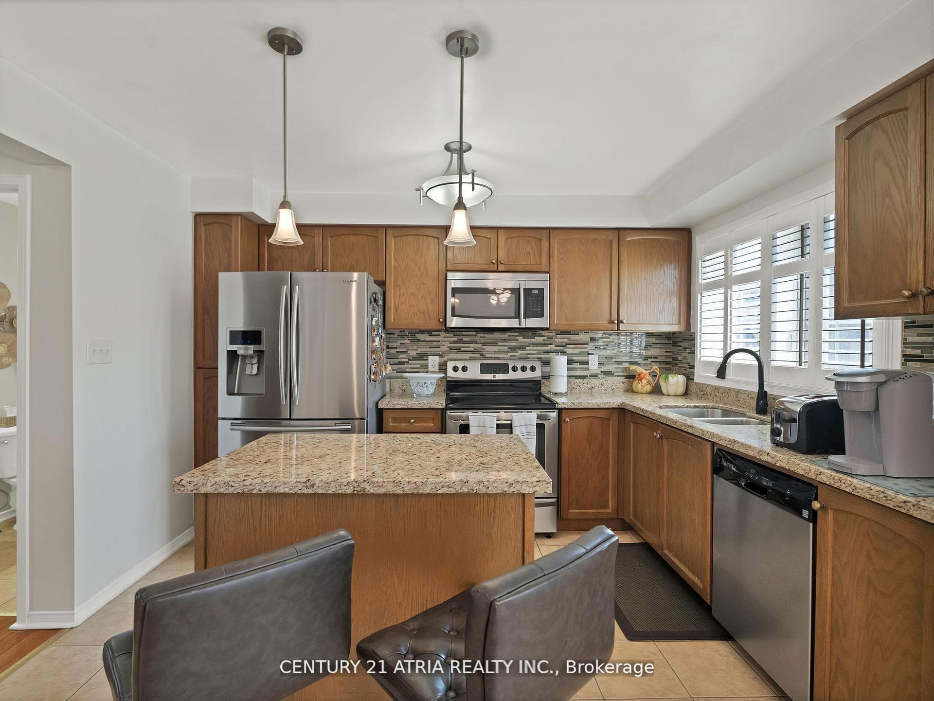 116 Barnham Street photo 3